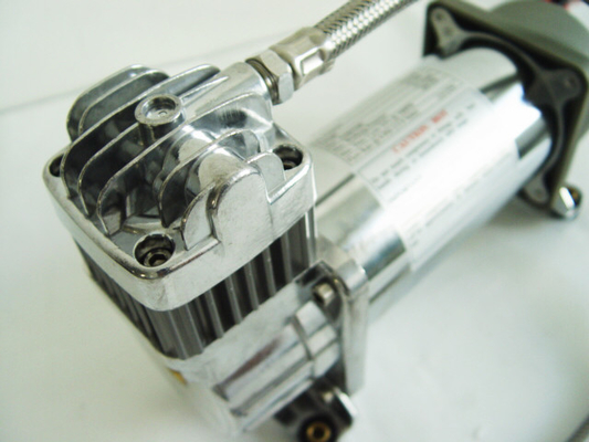 Ein guter Preis. Chrome-Airbag-Luft-Fahrsuspendierungs-Kompressor 150psi 2.18CFM, Luftkompressor des Auto-12v Online