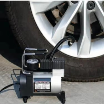 Portable Hochdruck-Metall-Auto-Luftkompressor mit Uhr und Stofftasche