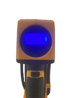 Digitale Fahrzeugluftkompressor mit Batterie und LED-Licht für die Autoreifen aufblasen