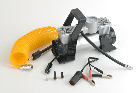 Ein guter Preis. Silberner/hinterer Hochleistungsluftkompressor des Metall12v mit Tasche kein Licht Online