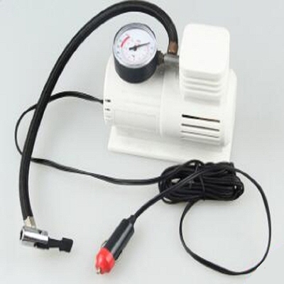 Ein guter Preis. Weißer Schlauch Mini Air Pump Withs 45cm, Handhochleistungsauto-Luftkompressor Online